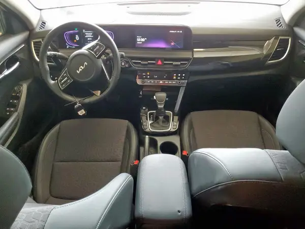 KNDEU2AA0S7771162 2025 KIA SELTOS - Image 8