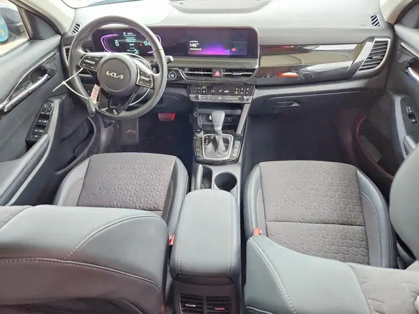 KNDEU2AA0S7790231 2025 KIA SELTOS - Image 8