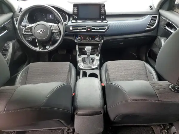 KNDEU2AA1M7053462 2021 KIA SELTOS - Image 8