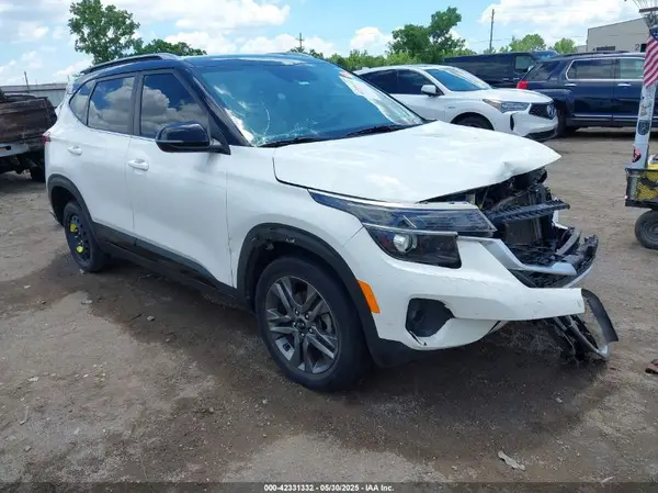 KNDEU2AA1M7115507 2021 KIA SELTOS - Image 1