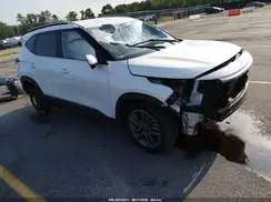 KNDEU2AA1N7329334 2022 KIA SELTOS