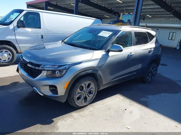KNDEU2AA1R7494449 2024 KIA SELTOS - Image 2