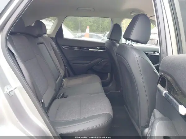KNDEU2AA1R7648741 2024 KIA SELTOS - Image 8