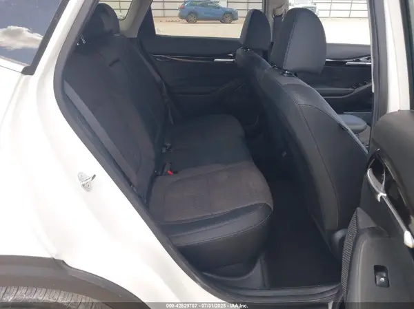 KNDEU2AA1R7652398 2024 KIA SELTOS - Image 8