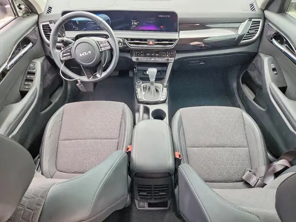 KNDEU2AA1R7665247 2024 KIA SELTOS - Image 8