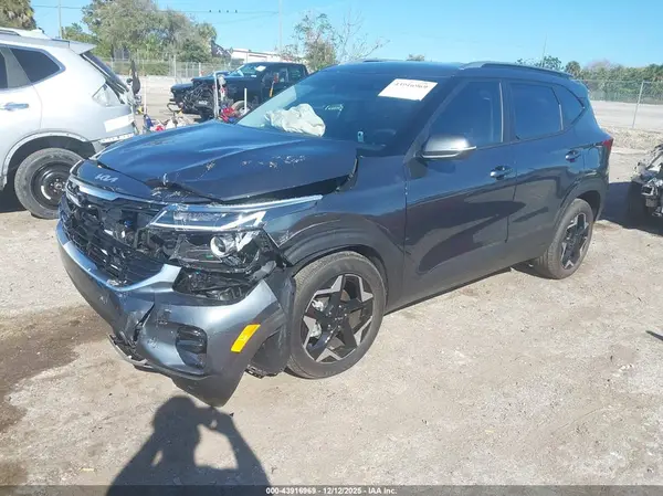 KNDEU2AA1S7791484 2025 KIA SELTOS - Image 2