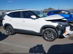 KNDEU2AA2M7043703 2021 KIA SELTOS