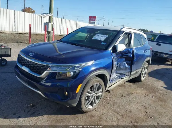 KNDEU2AA2M7058203 2021 KIA SELTOS - Image 2