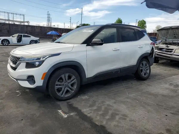 KNDEU2AA2M7075888 2021 KIA SELTOS - Image 1