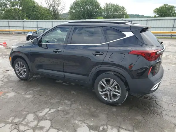 KNDEU2AA2M7084218 2021 KIA SELTOS - Image 2