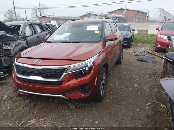 KNDEU2AA2M7098569 2021 KIA SELTOS - Image 2