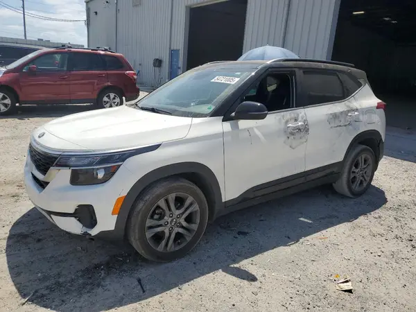KNDEU2AA2M7140044 2021 KIA SELTOS - Image 1