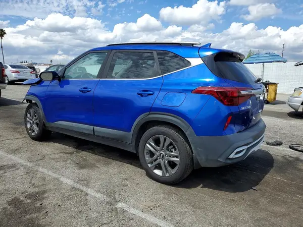 KNDEU2AA2M7160505 2021 KIA SELTOS - Image 2