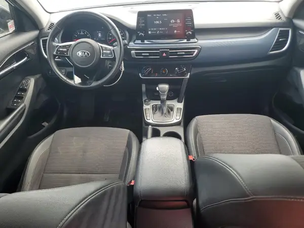 KNDEU2AA2M7205393 2021 KIA SELTOS - Image 8