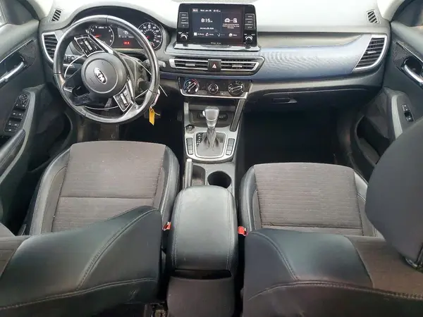 KNDEU2AA2M7205541 2021 KIA SELTOS - Image 8