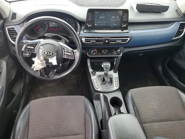 KNDEU2AA2M7227149 2021 KIA SELTOS - Image 8