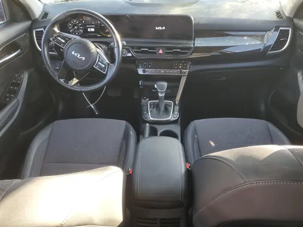 KNDEU2AA2R7498350 2024 KIA SELTOS - Image 8