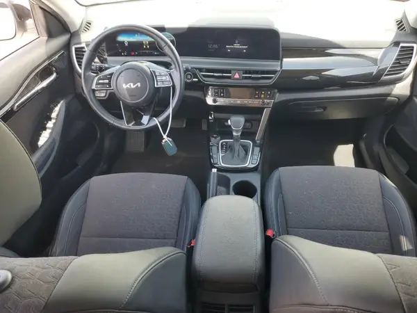 KNDEU2AA2R7500422 2024 KIA SELTOS - Image 8