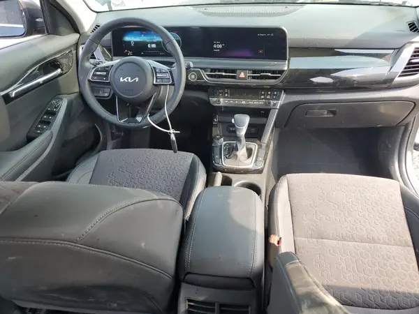 KNDEU2AA2R7580403 2024 KIA SELTOS - Image 8
