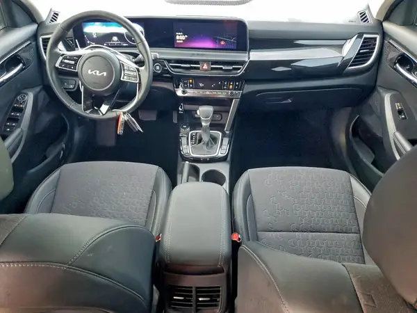 KNDEU2AA2R7640096 2024 KIA SELTOS - Image 8