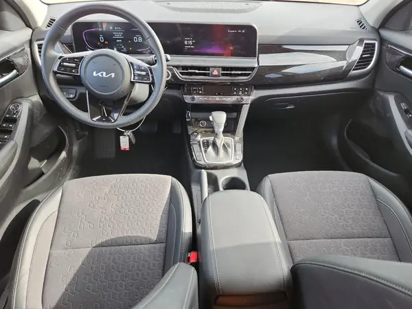 KNDEU2AA2S7689143 2025 KIA SELTOS - Image 8
