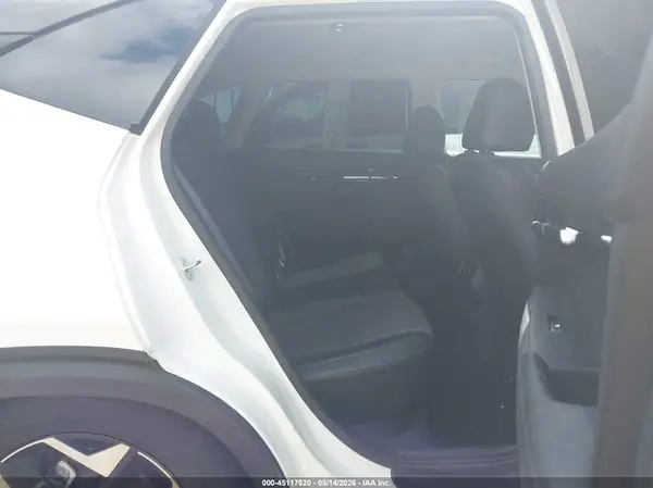 KNDEU2AA2S7710055 2025 KIA SELTOS - Image 8