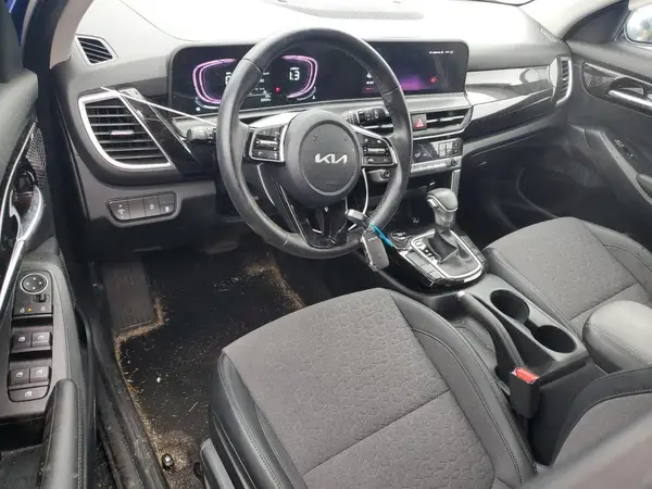 KNDEU2AA2S7718933 2025 KIA SELTOS - Image 8