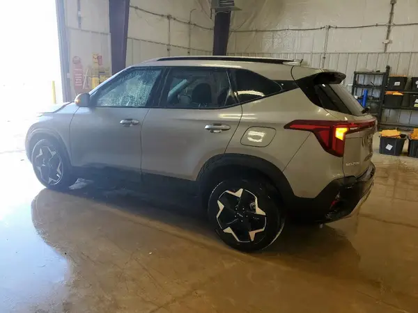 KNDEU2AA2S7750653 2025 KIA SELTOS - Image 2