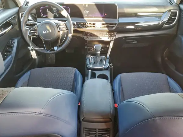 KNDEU2AA2S7772622 2025 KIA SELTOS - Image 8