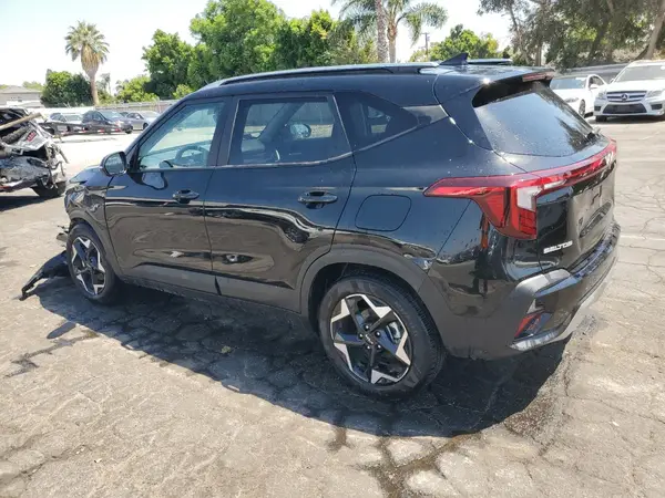 KNDEU2AA2S7773883 2025 KIA SELTOS - Image 2