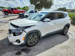 KNDEU2AA3M7050109 2021 KIA SELTOS