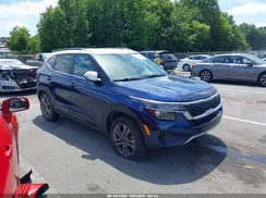 KNDEU2AA3M7081795 2021 KIA SELTOS
