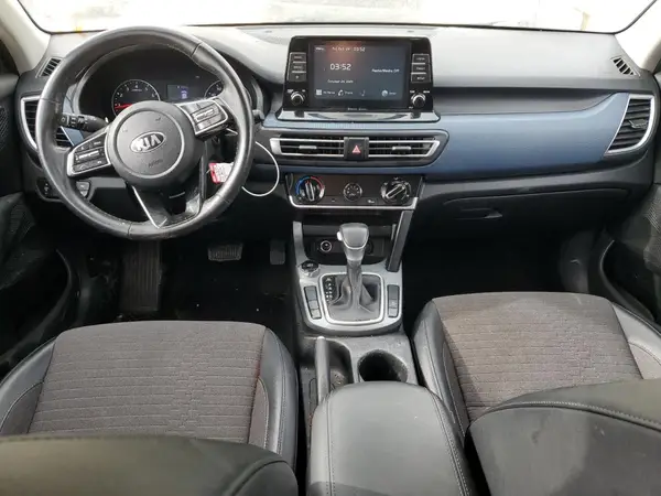 KNDEU2AA3M7109840 2021 KIA SELTOS - Image 8