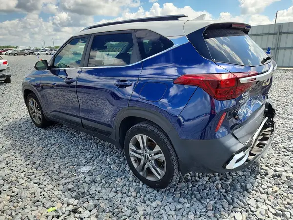 KNDEU2AA3M7119039 2021 KIA SELTOS - Image 2