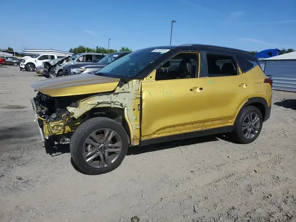 KNDEU2AA3M7125519 2021 KIA SELTOS - Image 1