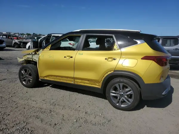 KNDEU2AA3M7125519 2021 KIA SELTOS - Image 2