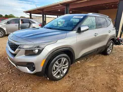 KNDEU2AA3M7154843 2021 KIA SELTOS