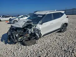 KNDEU2AA3M7196039 2021 KIA SELTOS