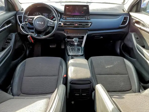 KNDEU2AA3N7289578 2022 KIA SELTOS - Image 8