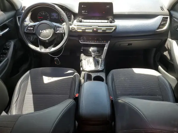KNDEU2AA3N7330792 2022 KIA SELTOS - Image 8