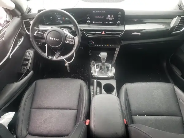 KNDEU2AA3R7502390 2024 KIA SELTOS - Image 8
