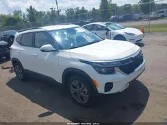 KNDEU2AA3R7531808 2024 KIA SELTOS