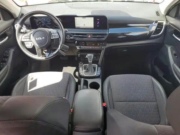 KNDEU2AA3R7545174 2024 KIA SELTOS - Image 8
