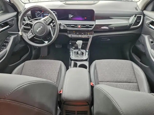 KNDEU2AA3R7598974 2024 KIA SELTOS - Image 8