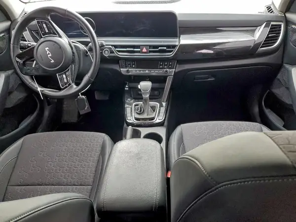 KNDEU2AA3R7665802 2024 KIA SELTOS - Image 8