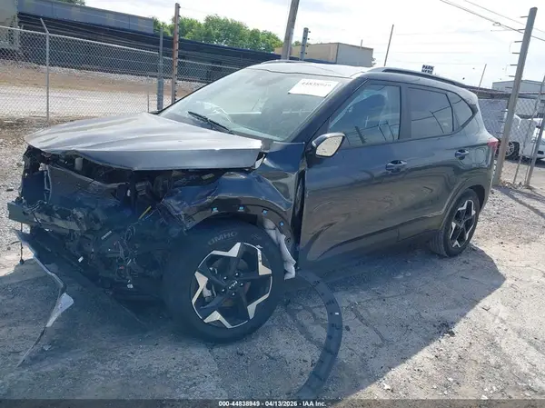 KNDEU2AA3S7700246 2025 KIA SELTOS - Image 2