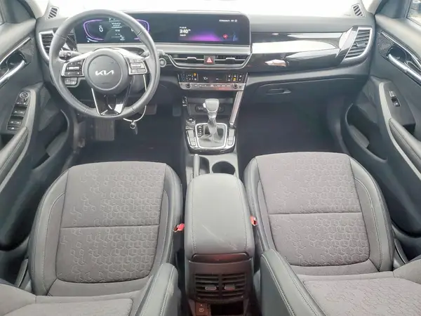 KNDEU2AA3S7712946 2025 KIA SELTOS - Image 8