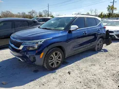 KNDEU2AA4M7045405 2021 KIA SELTOS