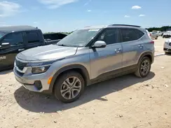 KNDEU2AA4M7058252 2021 KIA SELTOS