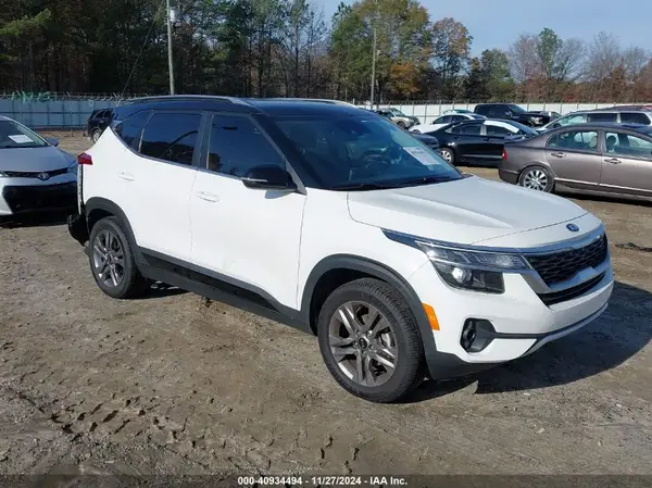 KNDEU2AA4M7118899 2021 KIA SELTOS - Image 1
